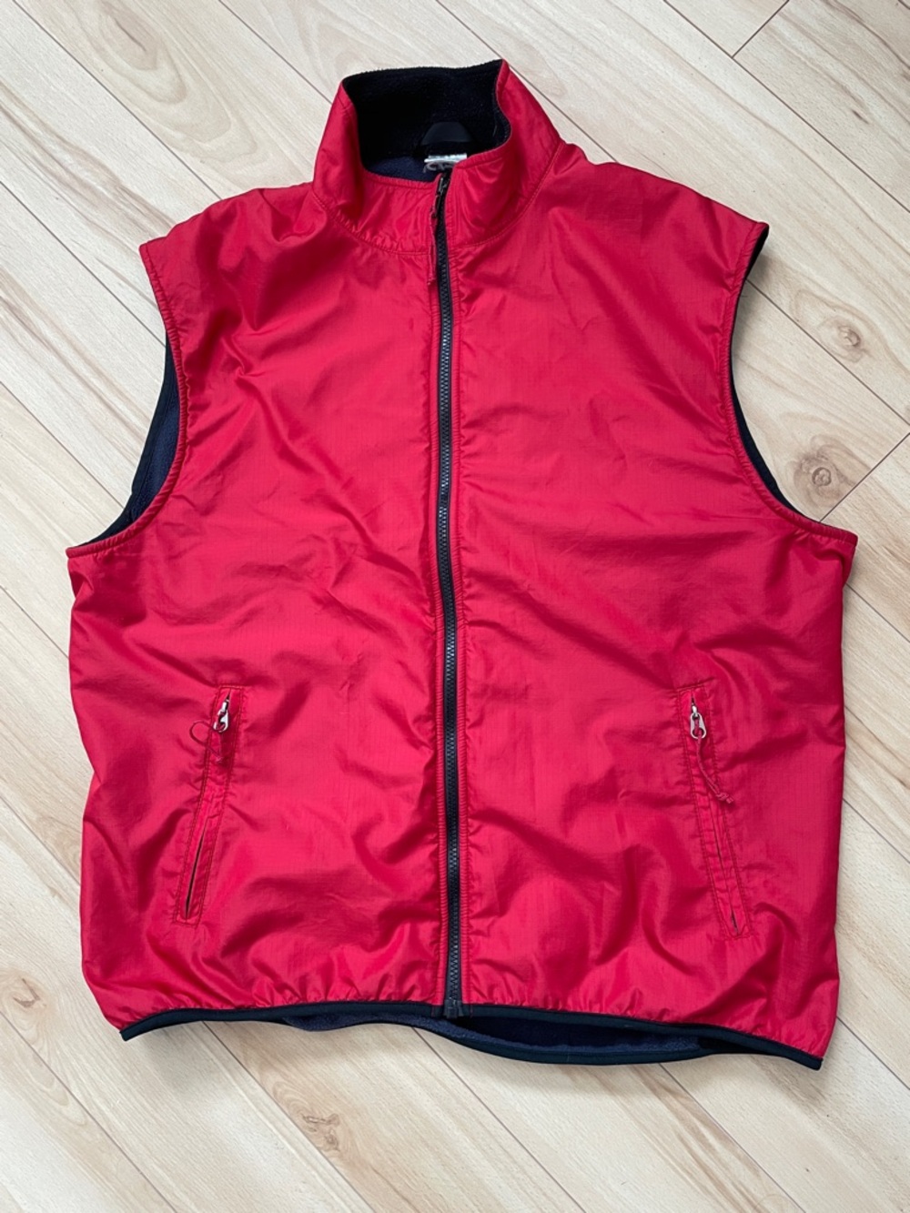 MEC Men's Polartec Fleece Lined Red Zip-Front Vest